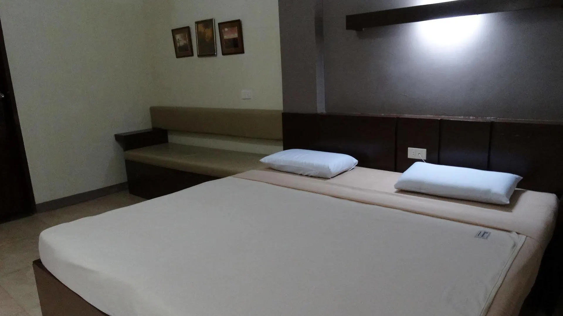 **  Las Casitas De Angela Inn Dos Davao Филиппины